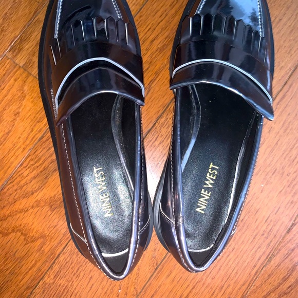 🤍 NEW! Metallic Stand Out Nine West Stacked Loafers - Picture 8 of 8